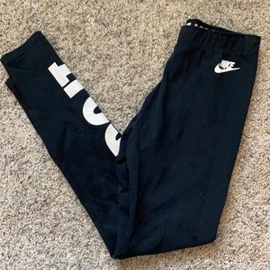Women’s Nike leggings size Small